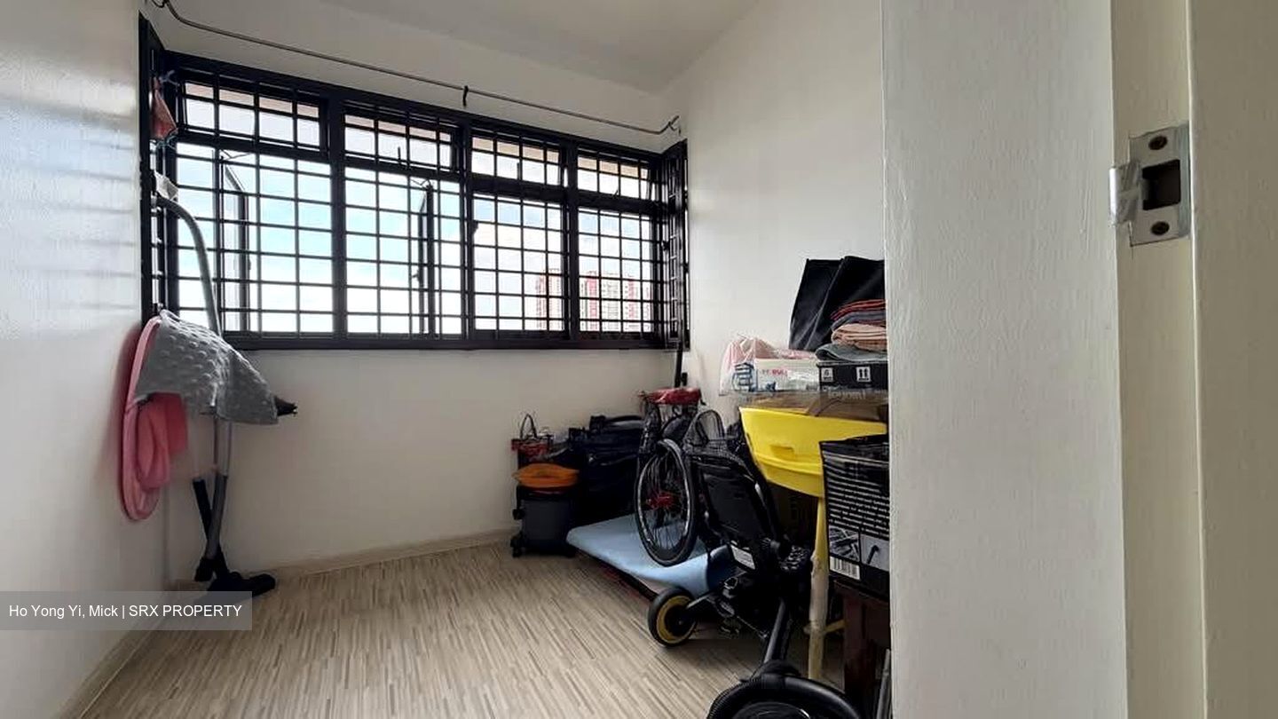 Blk 130 Yio Chu Kang Ville (Ang Mo Kio), HDB 4 Rooms #552497301